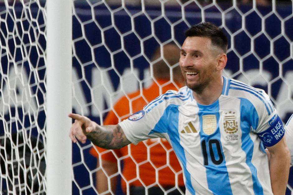 Lionel Messi y Argentina sueñan con un nuevo título y esperan a su rival que sale entre Colombia y Uruguay. (Foto: AFP)