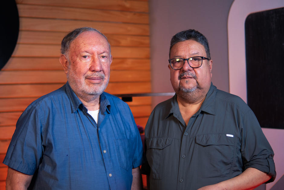Gustavo y José Antonio contaron anécdotas de su carrera. (Foto: Gary Evanz/Soy502)