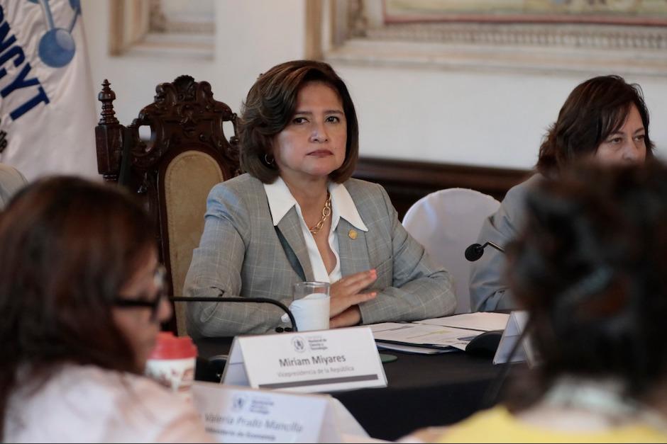 La vicepresidenta Karin Herrera participó en un evento público en la Usac. (Foto: Presidencia)&nbsp;