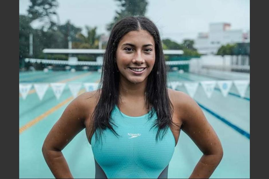 Lucero Mejía, la joven atleta que compitió en natación en los Juegos Olímpicos, este lunes. (Foto: redes sociales)