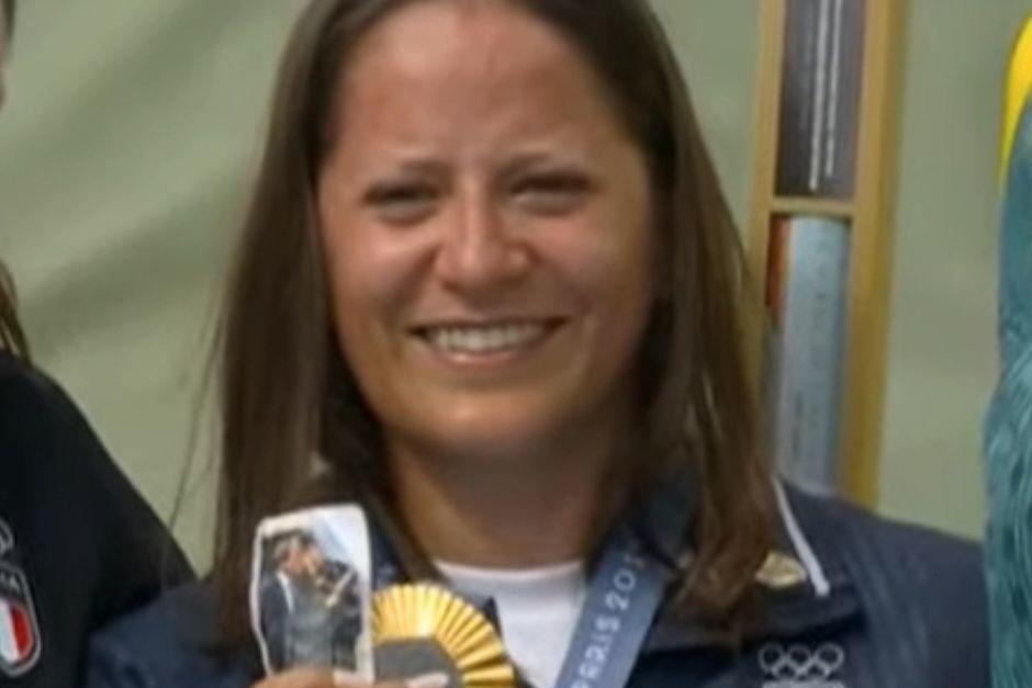 Adriana Ruano presumió la foto de su padre fallecido, tras haber obtenido su medalla de oro. (Foto: Juegos Olímpicos)&nbsp;&nbsp;