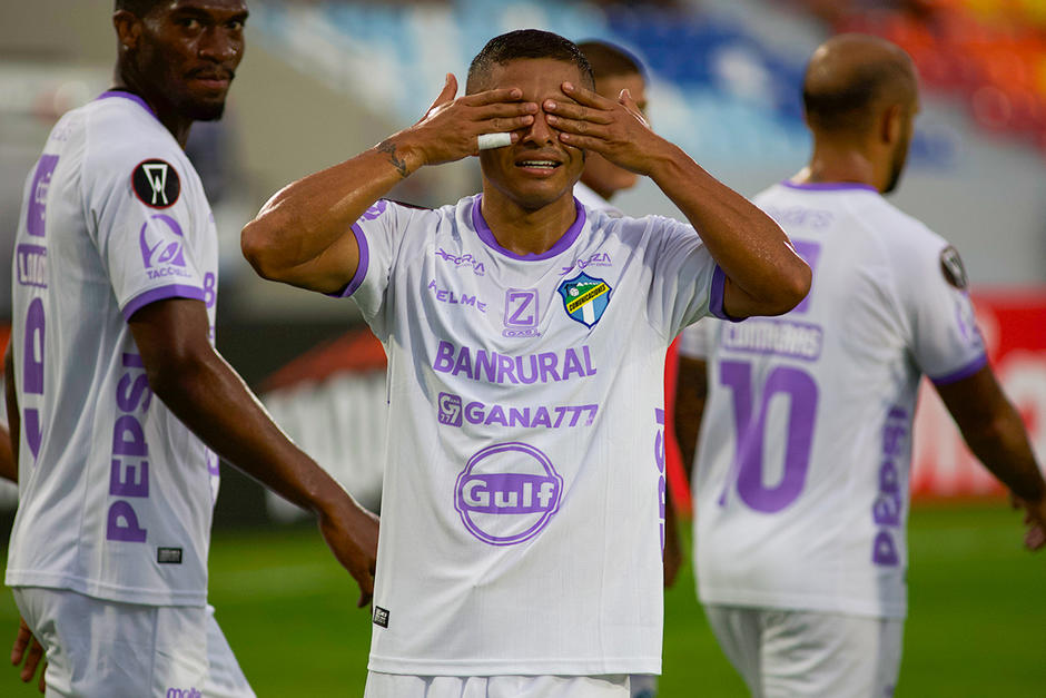 El cuadro guatemalteco sacó un empate en su visita a El Salvador. (Foto: Comunicaciones FC)