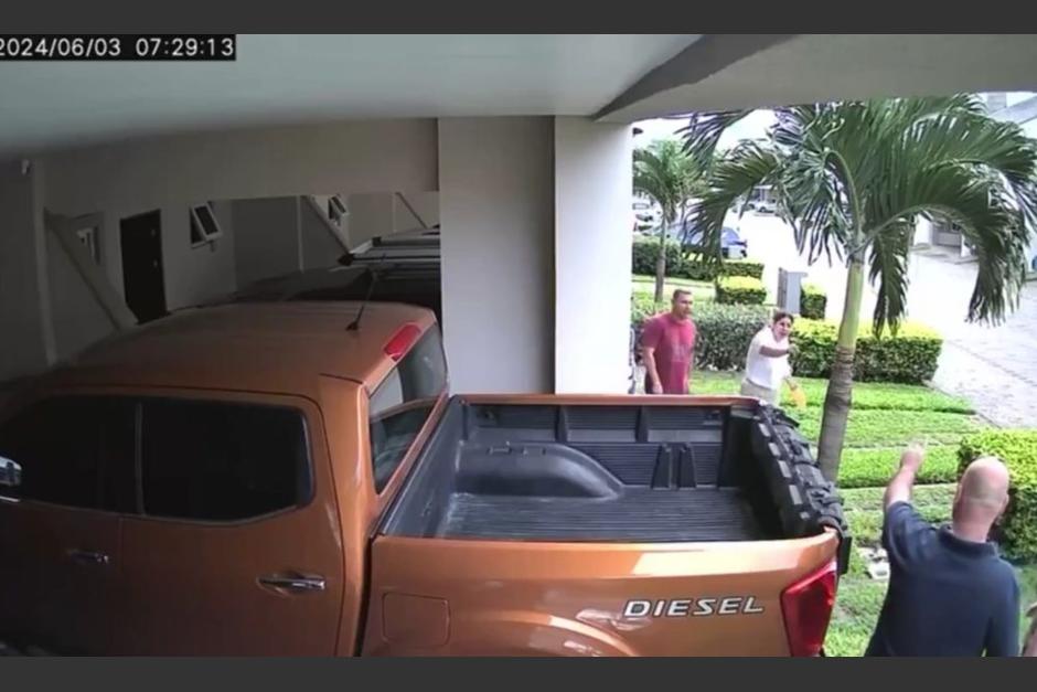 Le dan el último adiós al hombre que murió tras ser atacado por su vecino en un condominio de Costa Rica. (Foto: captura de video)