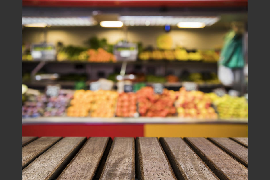 La balacera que dejó tres heridos en el interior de un mercado, la tarde de este viernes. (Foto ilustrativa: Freepik)