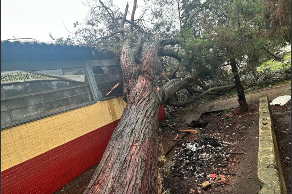 51 centros educativos en todo el país han sido dañados por las lluvias. (Foto: CONRED)