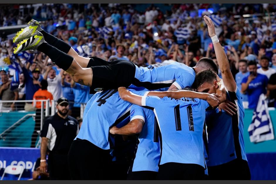 Uruguay, pese a tener el dominio del encontró, tuvo dificultades para encontrarse con el triunfo y derrotó a Panamá 3-1. (Foto: APF)