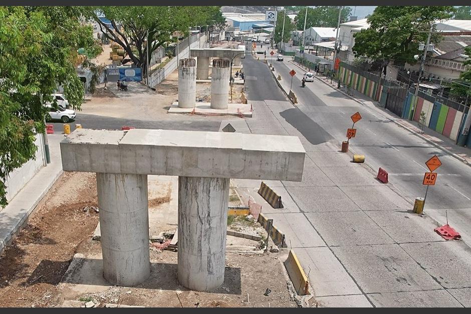 Actualmente se construyen estructuras prefabricadas para el viaducto de la avenida Petapa, dijeron las autoridades. (Foto: DCA)