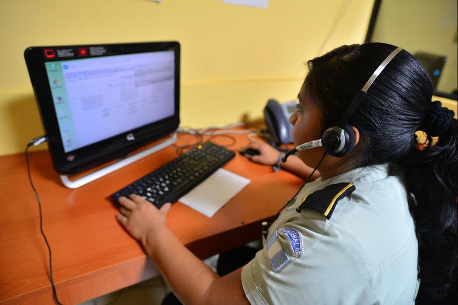 De aprobarse la ley, la PNC estaría a cargo del centro de llamadas de emergencia. (Foto: Archivo/Soy502)