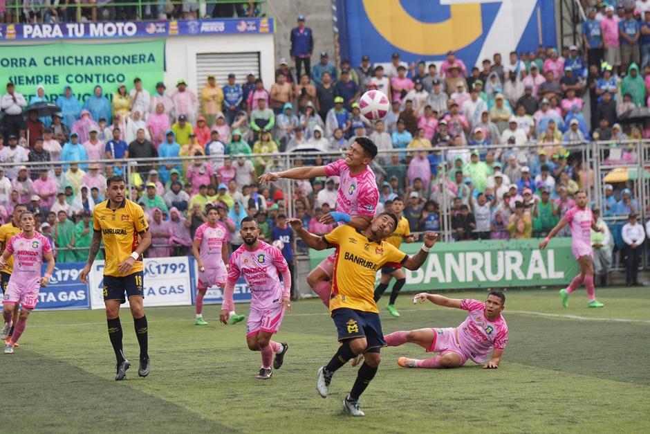 Municipal y Mixco empataron 0-0 en la final de ida del Torneo Clausura 2024. (Foto: @AndresNADF)