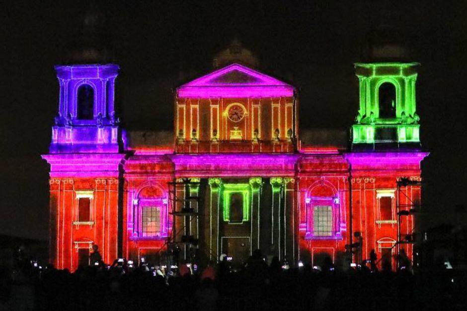 El show de mapping en la Catedral Metropolitana volverá en diciembre de 2024. (Foto: Muniguate)