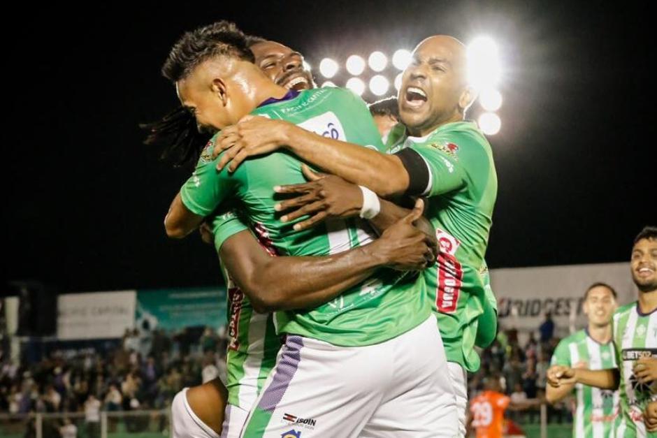 El club guatemalteco llega a su primera semifinal internacional tras eliminar al Deportivo Saprissa en cuartos de final. (Foto: Antigua GFC)