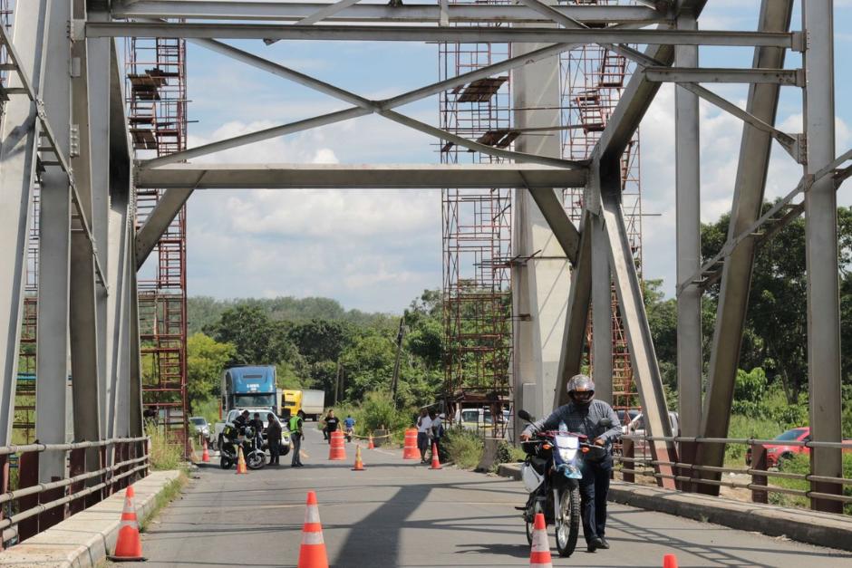 Empresa encargada de mantenimiento del Puente Nahualate había alertado por el riesgo de colapso. (Foto: Gobernación Departamental)