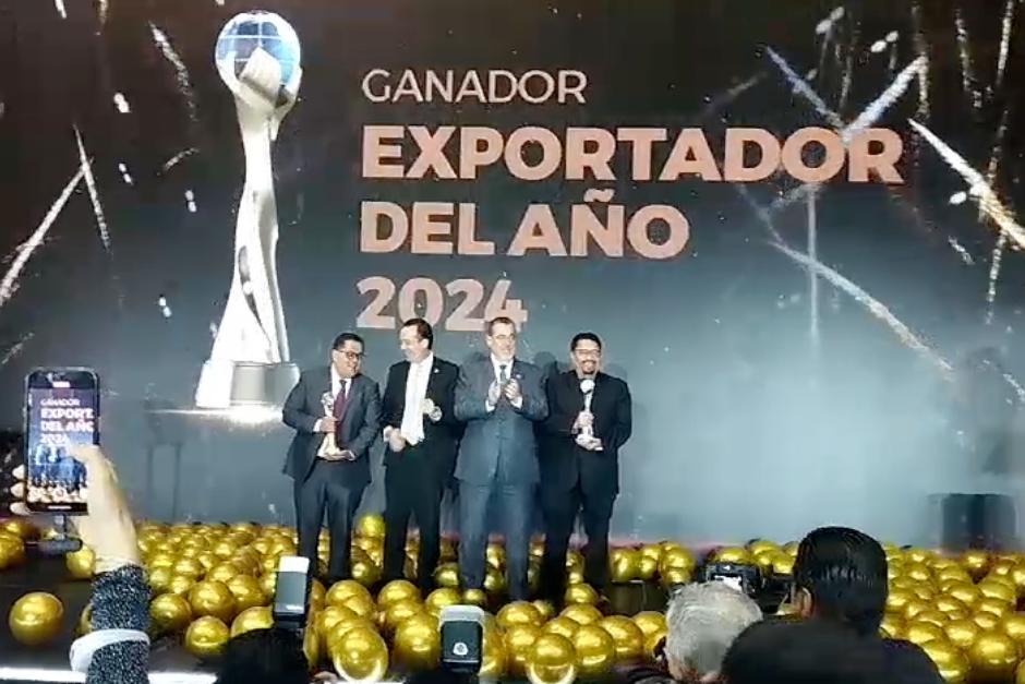 El gran premio de la noche de gala de Agexport se lo llevó Concentrix, quien se alzó como Exportador del Año 2024. (Foto: Agexport/Soy502)