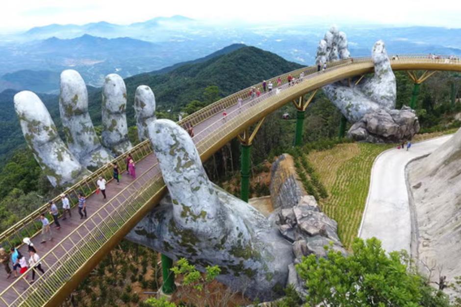 El "Puente de las Manos de Dios" se ha convertido en una parada obligatoria para quienes buscan experiencias únicas en Asia. (Foto: Kampá Tour)