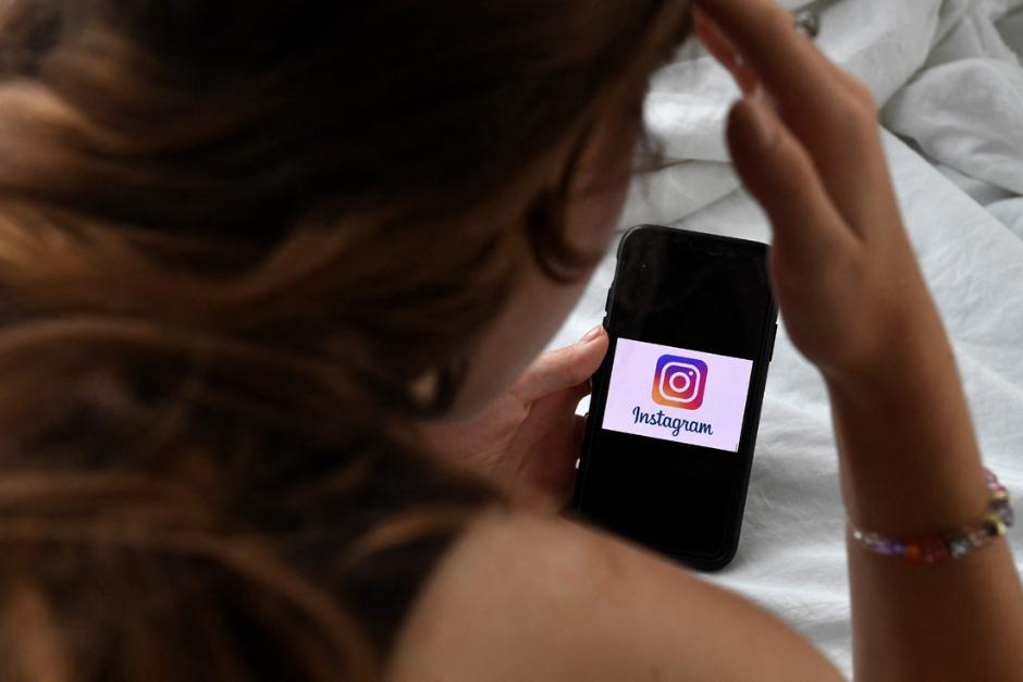 Meta busca proteger a los adolescentes de los peligros de las redes sociales. (Foto: AFP)