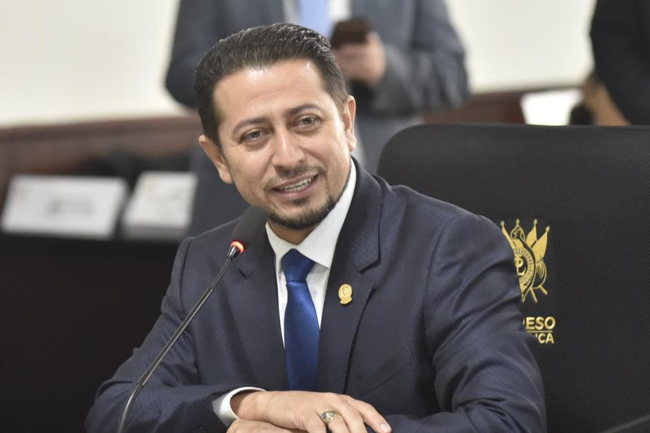 El presidente del Congreso, Nery Ramos, lidera una iniciativa de ley que modificaría las funciones de la PNC. (Foto: Organismo Legislativo)