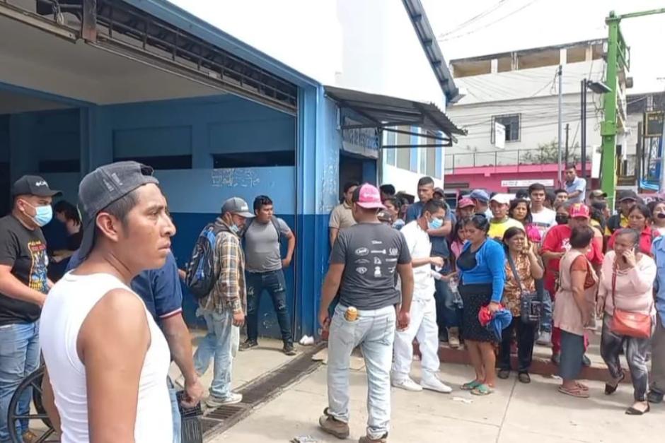 Denuncian a colegio que organizó una jornada médica que dejó a decenas de personas intoxicadas. (Foto: redes sociales)