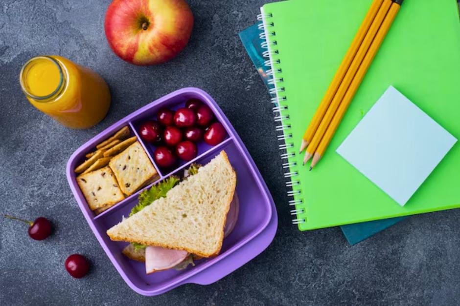 Aquí te presentamos ideas nutritivas y fáciles para este regreso a clases. (Foto: Freepik)&nbsp;