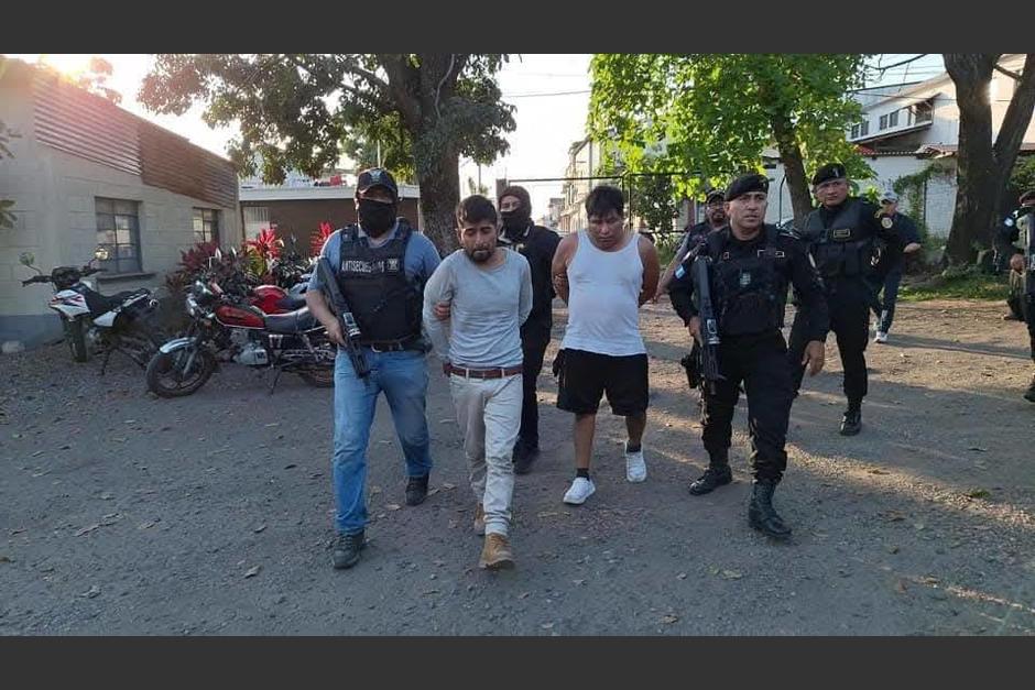 Dos hombres fueron capturados acusados de haber secuestrado a la doctora Yesenia Tambriz Caal. (Foto: PNC)