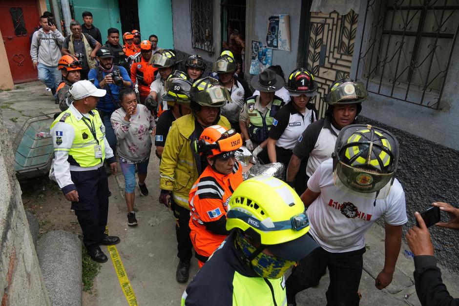 El MP contabiliza 52 personas fallecidas en el lugar del accidente. (Foto: Wilder López/Soy502)