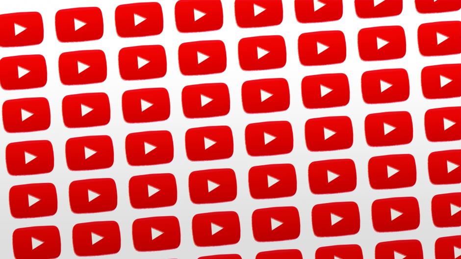 Youtube cumple 10 años desde que el dominio fue comprado con la intención de crear un sitio para compartir videos.
