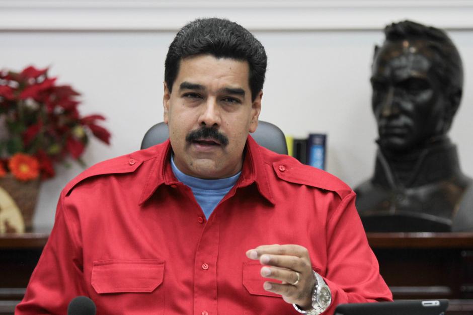 Nicolás Maduro hizo gala de su mal inglés en un acto público en el que dirigió un mensaje a Barack Obama. (Foto: AFP)