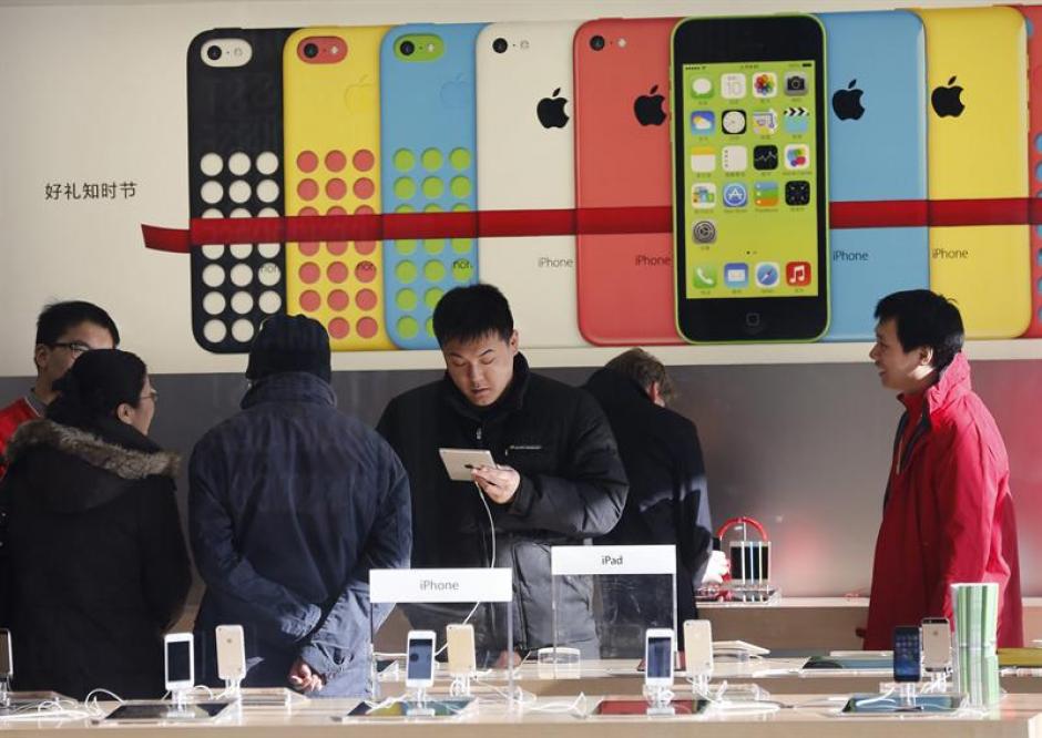 Apple logra un importante acuerdo con China Mobile para vender el Iphone 5s y 5c. (Foto: EFE)