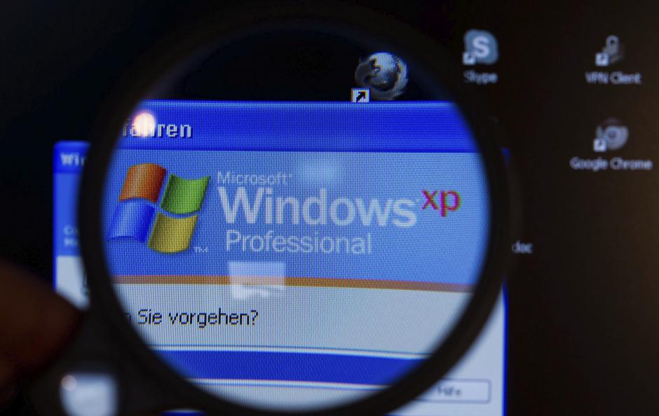 Microsoft dejará de ofrecer soporte para el popular sistema operativo Windows XP y las herramientas de ofimática Office 2003, una jubilación anunciada que pone en riesgo los ordenadores que no se modernicen. (foto: EFE/Jens Buettner)