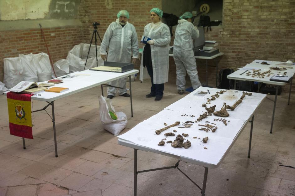 Inician La Extracción De Restos óseos En Busca De Cervantes 6819