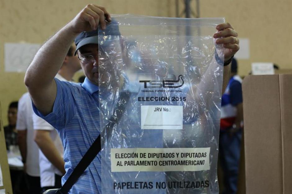 Los resultados de las elecciones oficiales tardarán más de 12 días en conocerse debido a fallos en el sistema que utilizó el Tribunal Supremo Electoral de El Salvador. (Foto: EFE)