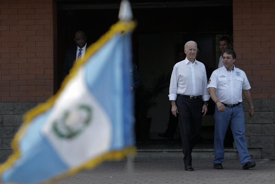 El vicepresidente de Estados Unidos, Joseph Biden, visitó Villa Nueva, donde funcionan varios programas con apoyo de su país. (Foto: EFE)