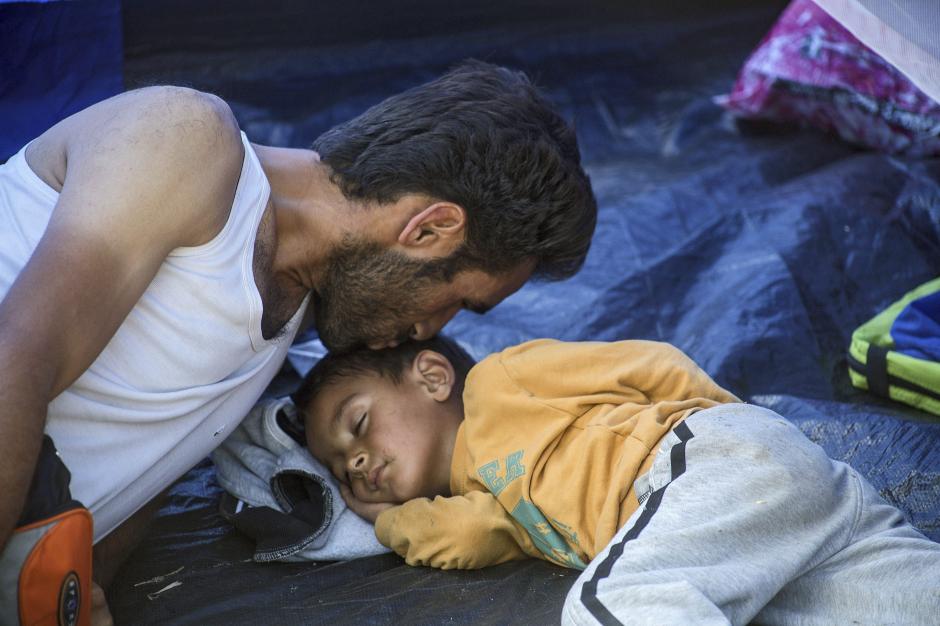 En seis días casi 10 mil inmigrantes han llegado a la isla de Lesbos. (Foto: EFE)