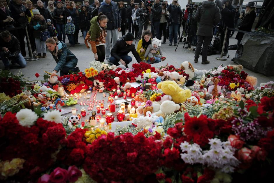 El avión ruso con 224 pasajeros abordo que se estrelló el sábado en la península del Sinaí se destruyó en el aire, informó hoy el Comité de Aviación Interestatal (CAI) de Rusia. (Foto: Efe)