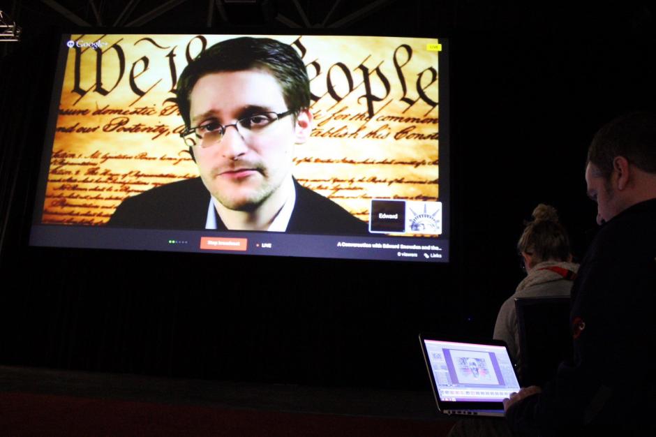 El exanalista de la CIA Edward Snowden interviene en el festival multidisciplinario South by Southwest de Austin (EEUU) de marzo pasado. (Foto: EFE/Archivo)