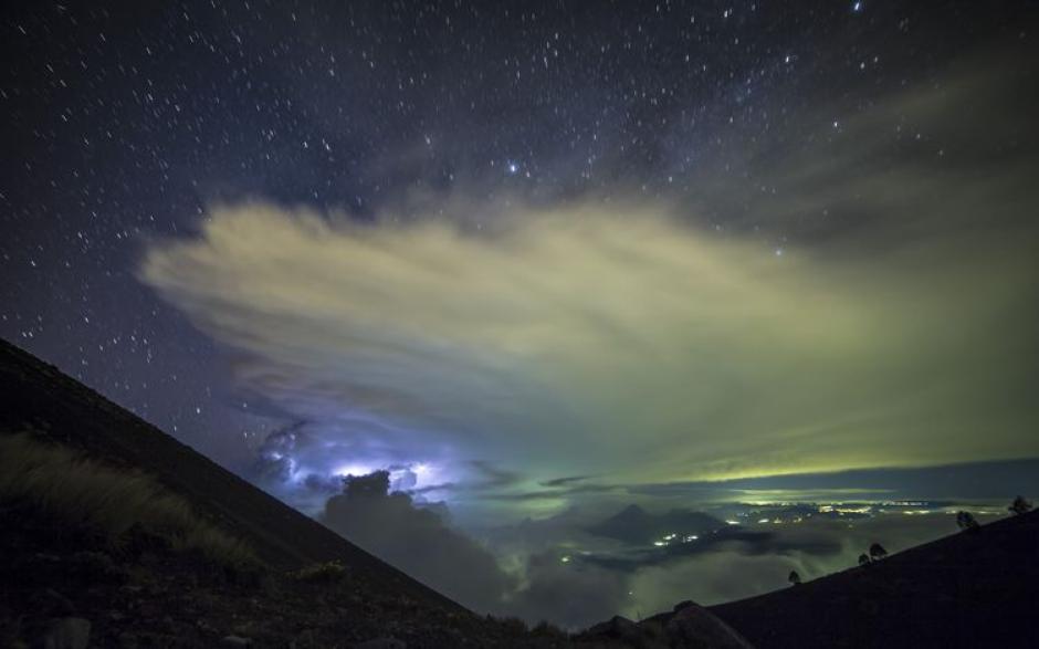 La hermosa y majestuosa cumbre del Volcán Acatenango. (Foto: Fabriccio Díaz)