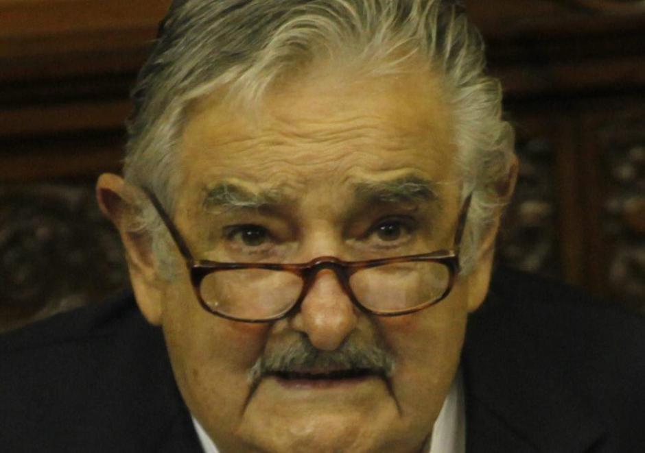 En la imagen un registro de presidente de Uruguay, José Mujica, quien afirmó que el hecho de que todos los jóvenes puedan acceder a estudiar es un "motor de progreso y de una posible igualdad social". (Foto: EFE/Archivo)