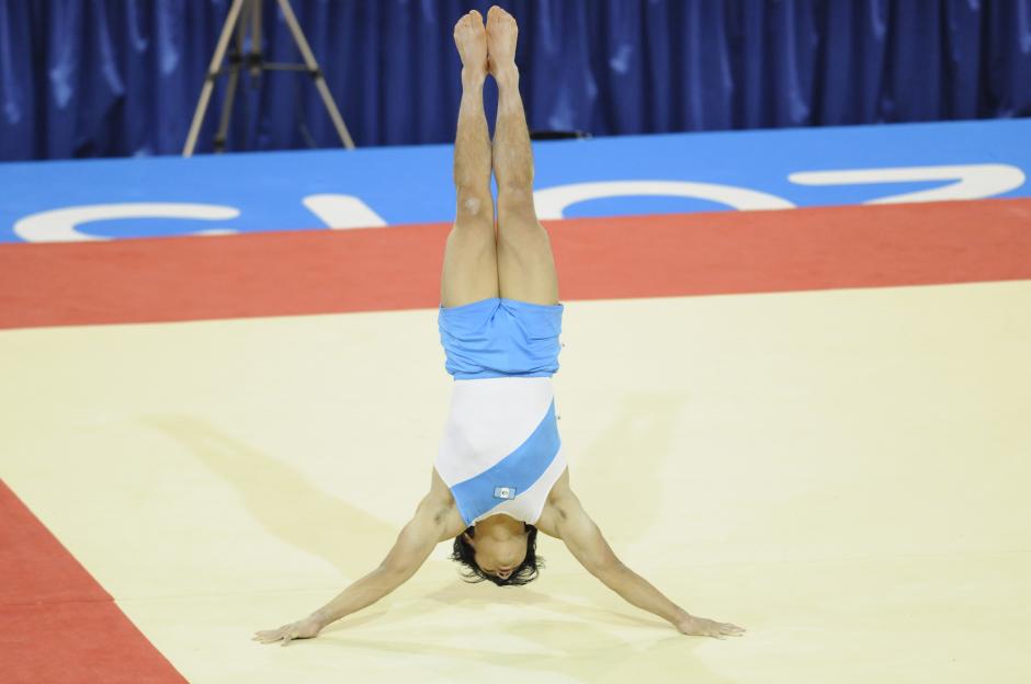 Jorge Vega se clasificó a la final de piso, en la gimnasia de los Panamericanos. (Foto: Alvaro Yool/ Nuestro Diario)