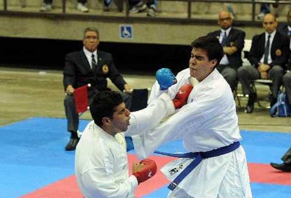 Alejandro Abdalla logró la medalla de plata en los Juegos Bolivarianos, Trujillo 2013. (Foto: COG)