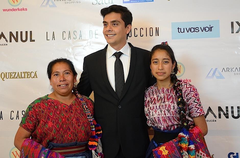 La alfombra roja del estreno de la película guatemalteca "Ixcanul", en Arkadia, dio mucho de qué hablar. (Foto: Selene Mejía/Soy502)&nbsp;