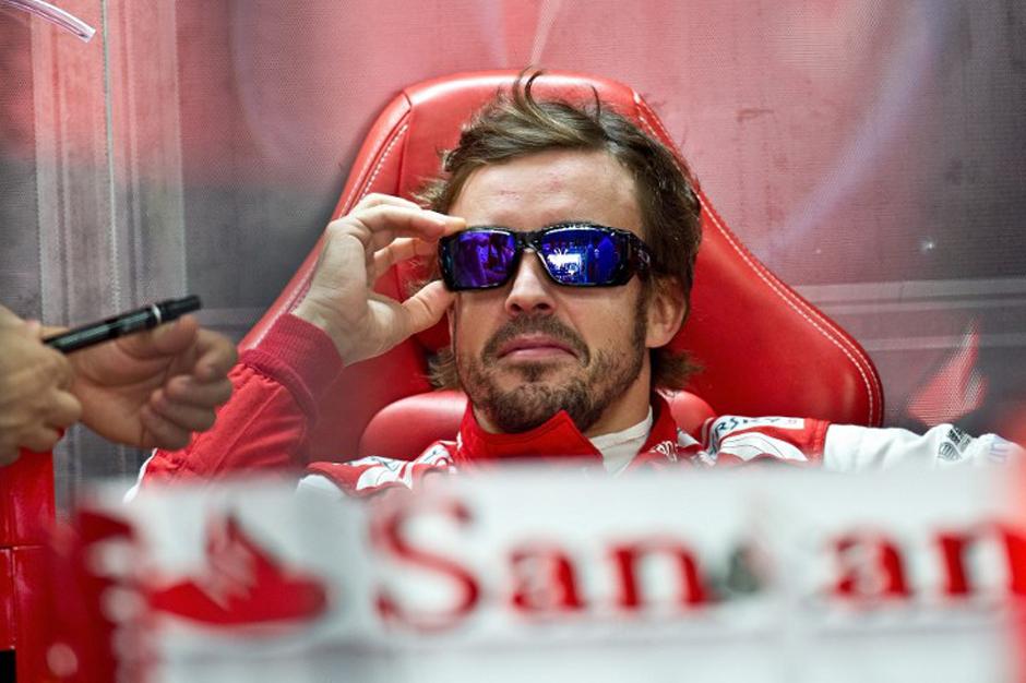 El piloto español Fernando Alonso busca protagonismo en el Gran Premio de Corea, de Fórmula Uno. (AFP)