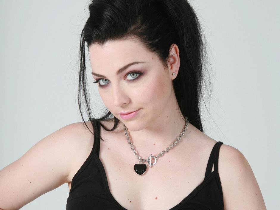 En 2003, Amy Lee saltó a la fama junto a su banda Evanescence. (Foto: Radio Saturn)