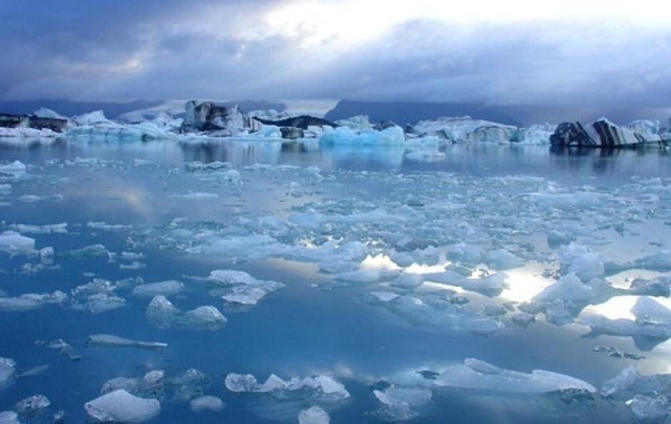 Los expertos señalan que con monitorear el sonido se puede conocer como se está desmoronando el hielo. (Foto: AFP)&nbsp;