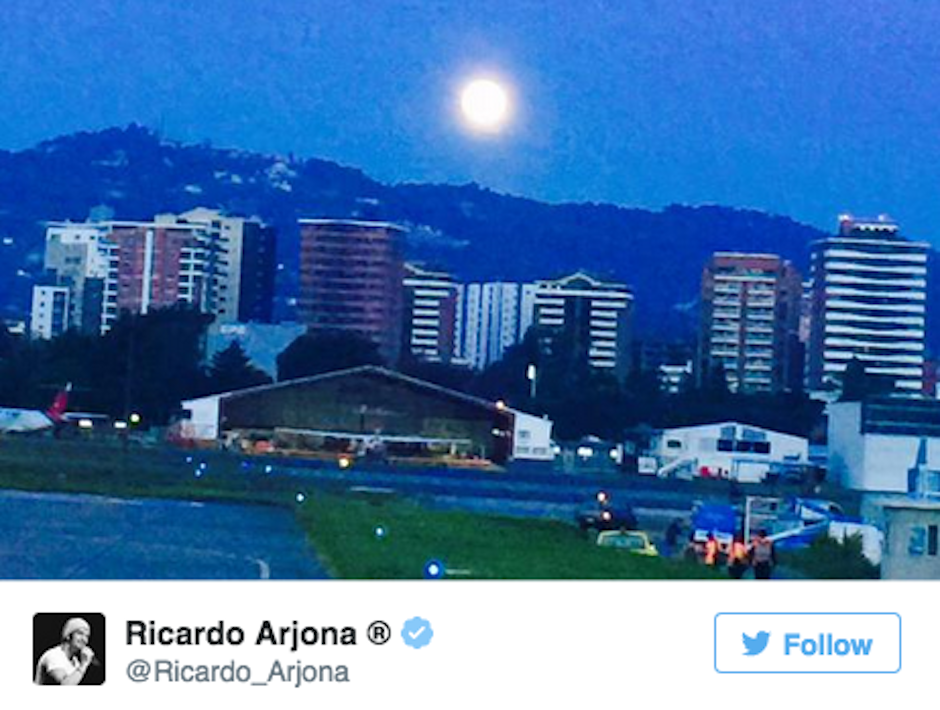 Ricardo Arjona menciona en Twitter su escala en Guatemala, hacia Colombia como parte de su gira "Viaje". (Foto: Ricardo Arjoan oficial)&nbsp;