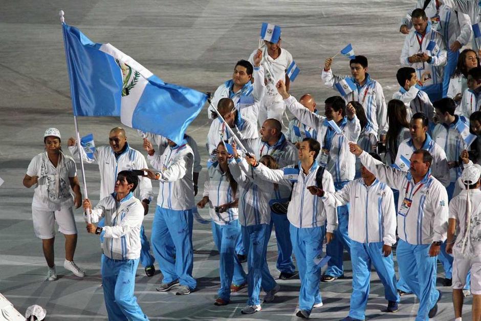 Los atletas guatemaltecos se congratularon porque en el Congreso se dio la primera lectura a la Ley del Deporte. &nbsp;(Foto: Archivo/Soy502)&nbsp;