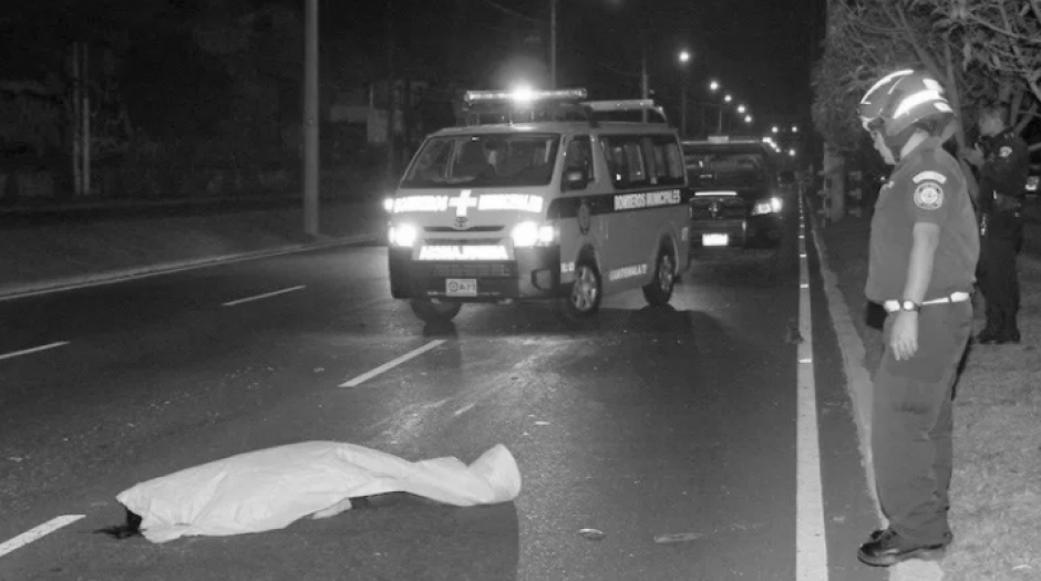 Tres hombres murieron atropellados en distintas zonas de la capital, entre la noche del jueves y madrugada de este viernes. (Foto: Bomberos Municipales)