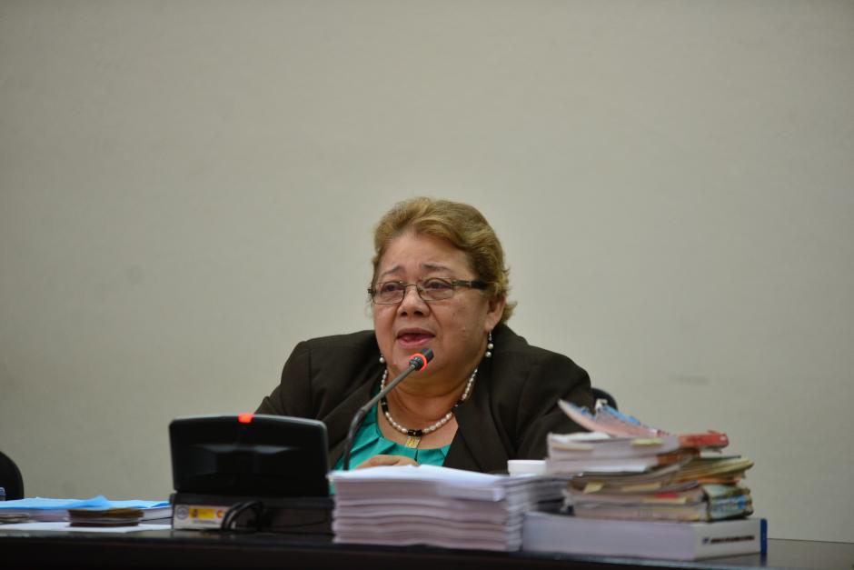 La jueza Marta Sierra de Stalling es la juzgadora que favoreció con medidas sustitutivas a seis de los implicados en el caso SAT, entre ellos los coordinadores. (Foto: Archivo/Soy502)&nbsp;
