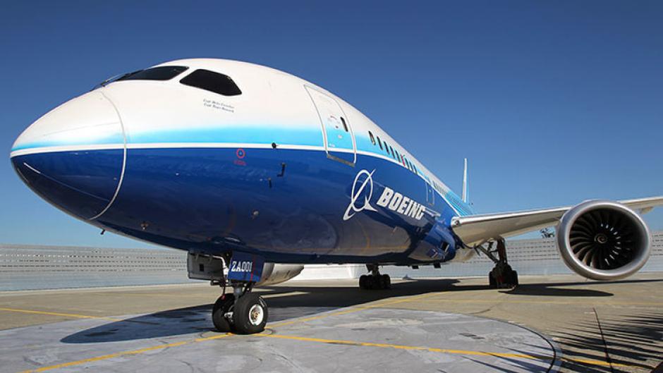 Este es el avión presidencial de México visto desde el exterior. &nbsp;(Foto: RT Noticias)