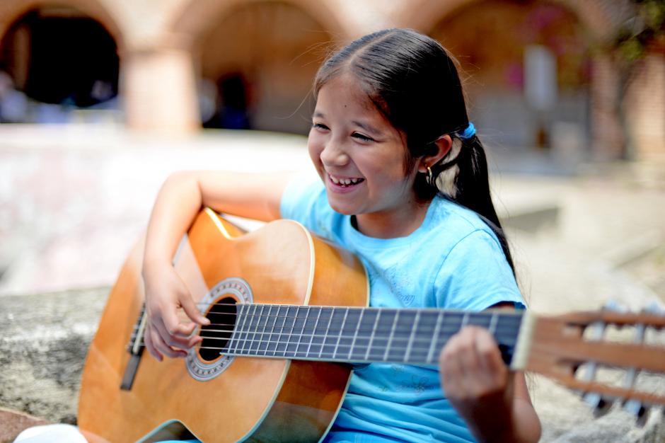 La iniciativa Sonidos Para la Vida busca incluir a jóvenes de Sacatepéquez en programas de música. (Foto: Esteban Biba/Soy502)&nbsp;