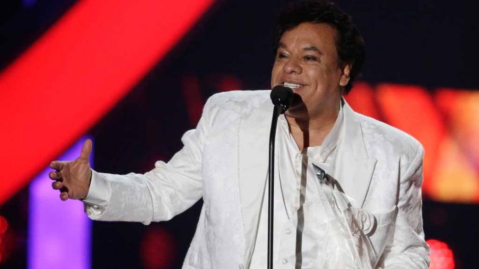 Juan Gabriel interpreto sus mejores éxitos. (Foto: elsalvador.com)