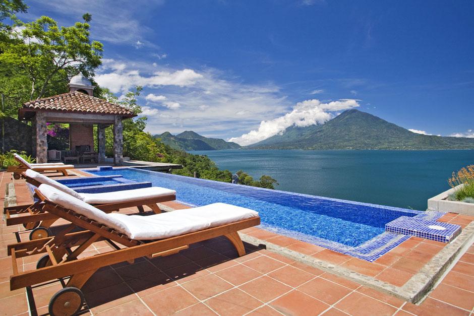 La vista desde Casa Palopó, Atitlán, fue reconocida este miércoles como una de las mejores que existen a nivel mundial por CNN en su edición de "Style". (Foto: Casa Palopó)
